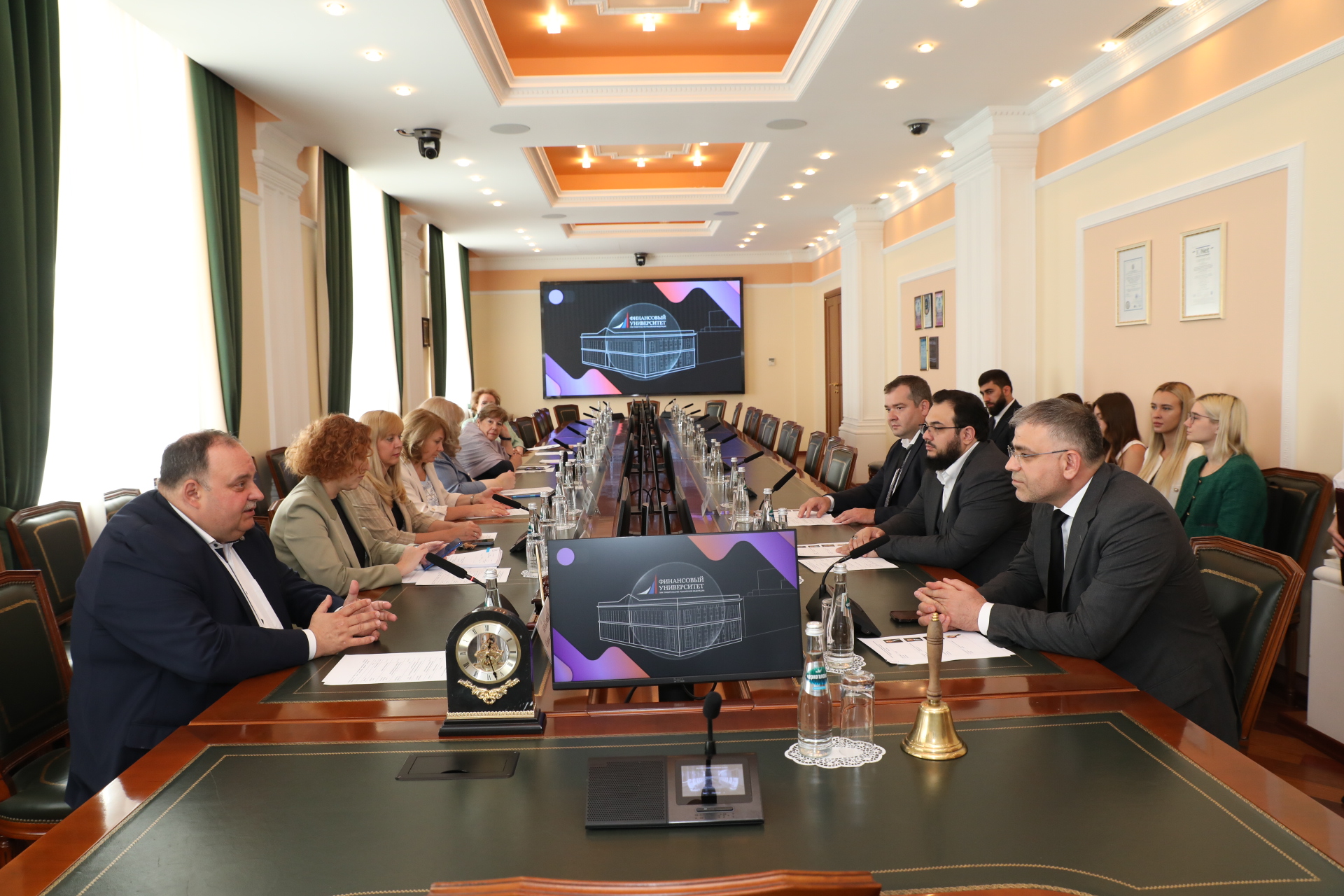 Финансовый университет и Чеченский государственный университет объединяют усилия для подготовки специалистов в области исламского банкинга и устойчивого развития