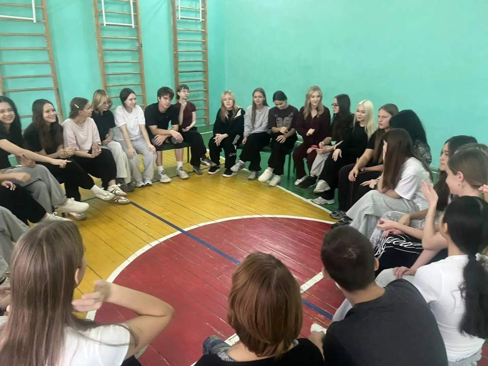 В течение сентября и октября 2026 года в нашем колледже проходили адаптационные тренинги для студентов первого курса, которые проводил педагог-психолог Гребенькова Наталья Юрьевна.