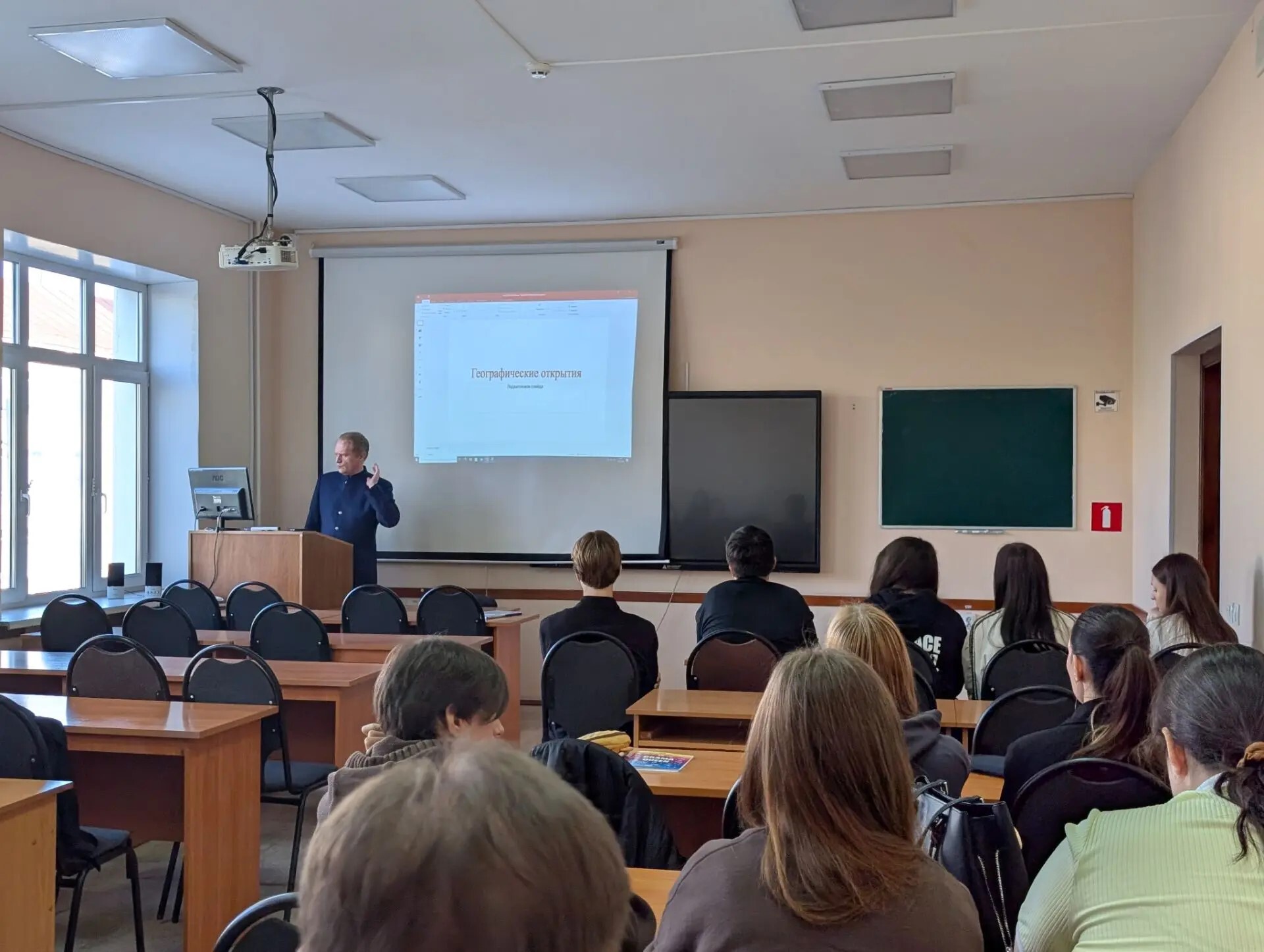 В Липецком филиале Финансового университета прошла «Своя игра» для студентов первого и четвертого курсов