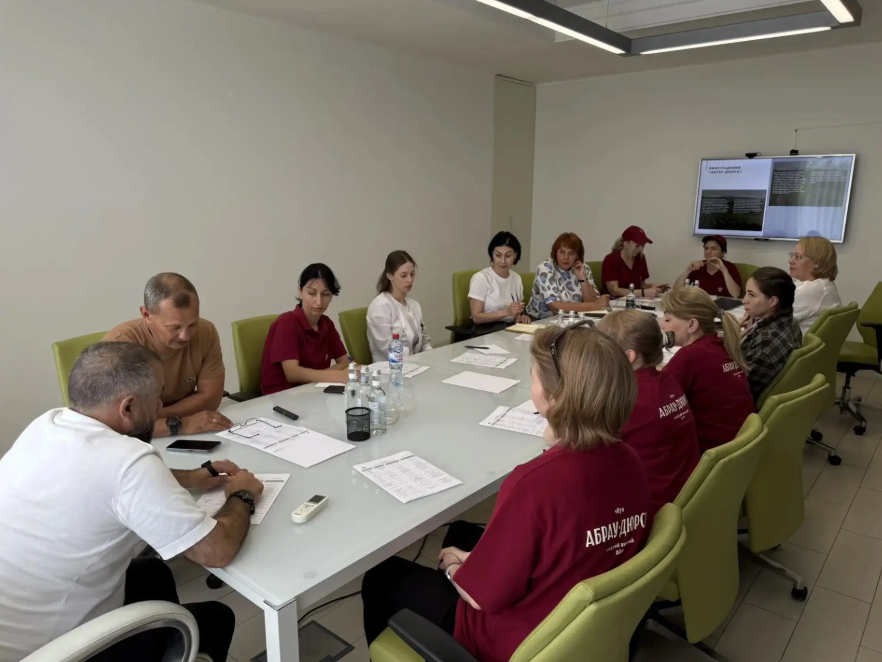 Международная школа бизнеса продолжает подготовку специалистов в сфере виноделия на базе ведущих предприятий отрасли
